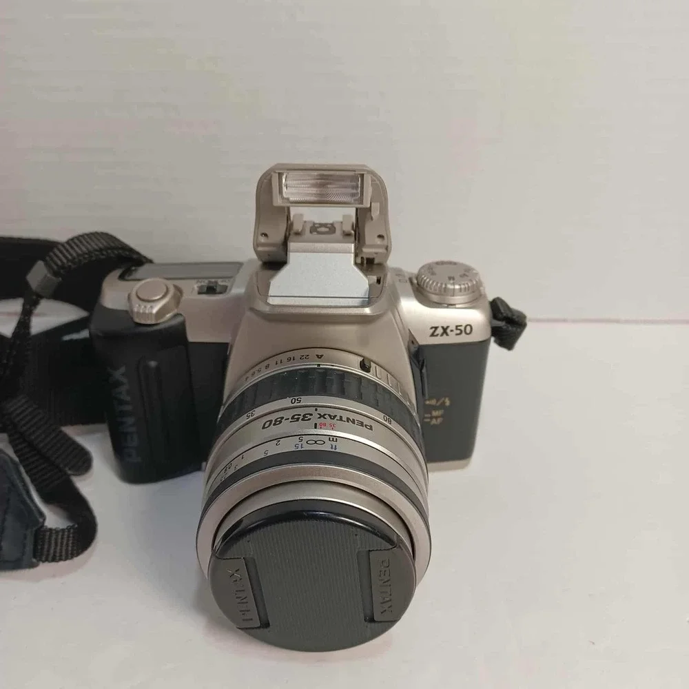 Vintage Pentax ZX-50‎ 35mm SLR Film Camera with Pentax 35-80mm Lens *Untested*